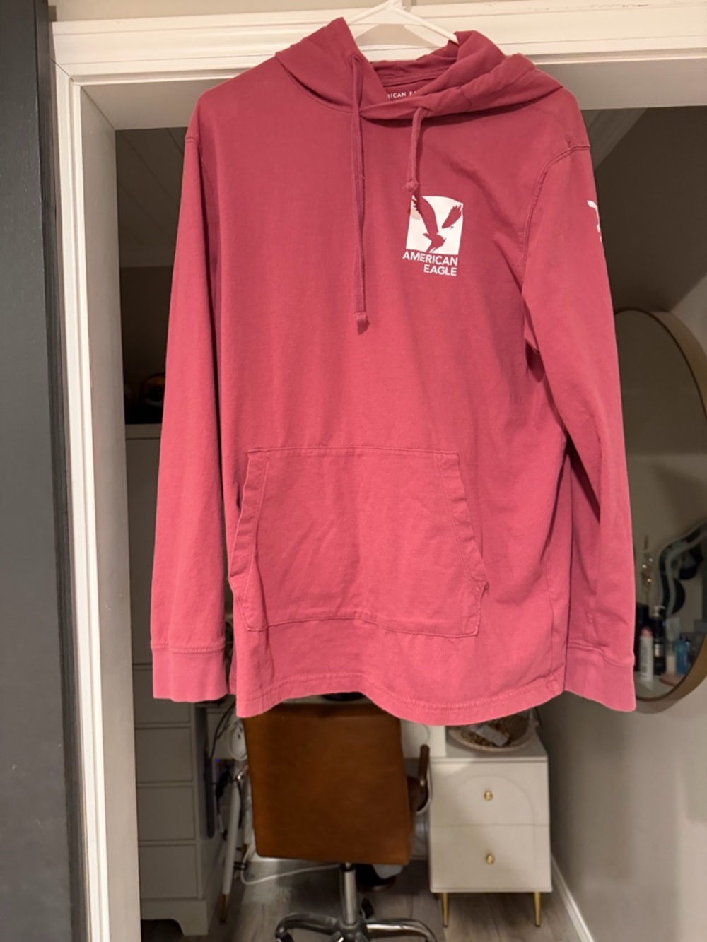 American Eagle Outfitters Rose Pink Long Sleeve Pullover Hoodie